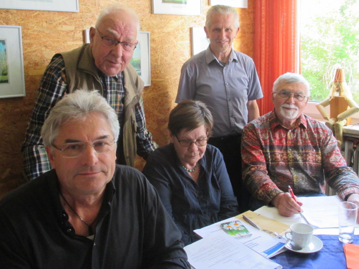 Herbert Theissen und Dieter Lorenz mit weiteren CDA Mitgliedern bei einer Vorbesprechung. Foto: privat