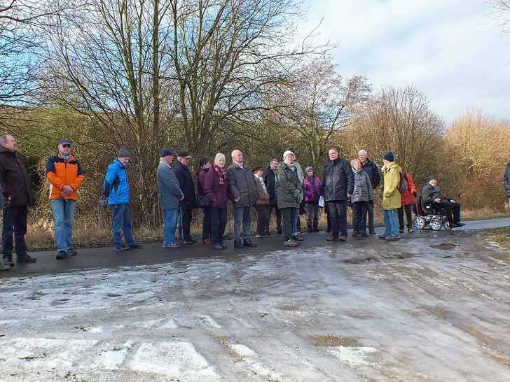 Die Wanderwege am Lappwaldsee wurden auf Barrierefreiheit überprüft. Foto: Verkehrswacht