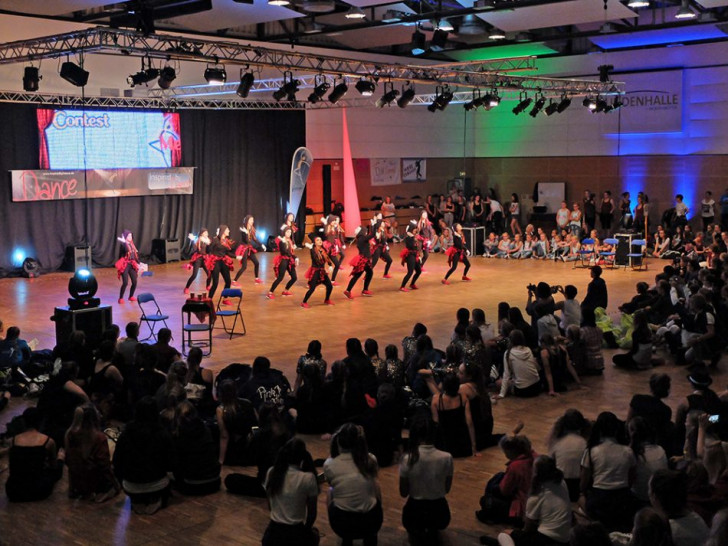 Über 600 Tänzern und Tänzerinnen eroberten die Lindenhalle. Fotos: Oliver Ding