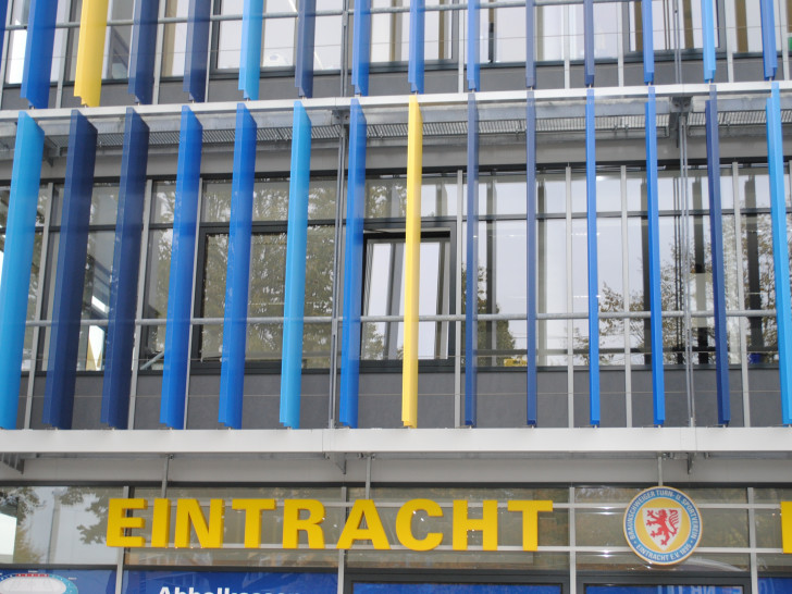 Eintracht Braunschweig Stiftung spendete 500 Euro für Trauerbegleitung. Symbolfoto: Sina Rühland