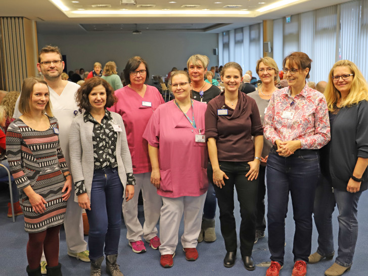 Das Team der multimodalen Schmerztherapie des Städtischen Klinikums freute sich über ein Wiedersehen mit ihren Patienten. Foto: Städtisches Klinikum Wolfenbüttel