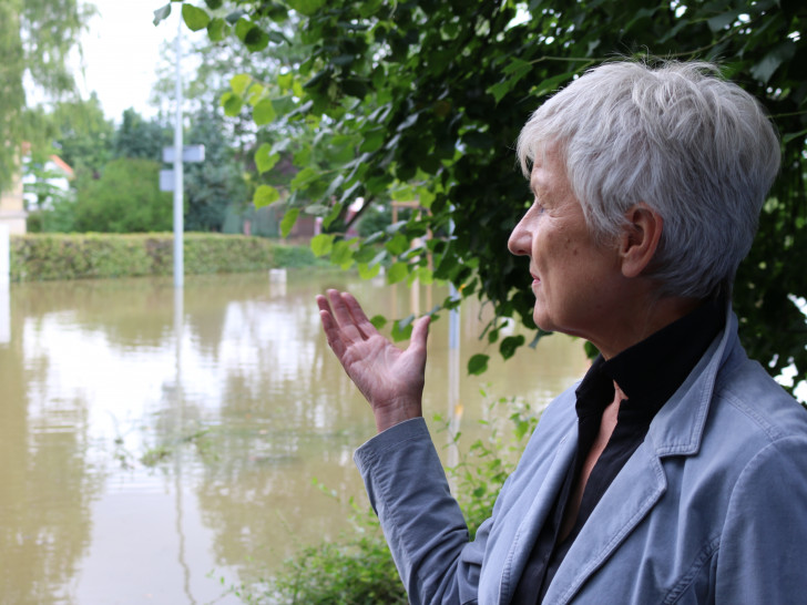 Landrätin Christiana Steinbrügge rief beim Hochwasser im Jahr 2017 den Katastrophenfall im Landkreis Wolfenbüttel aus. Trotz dieser Erfahrung nehme sie das Thema nicht ernst genug, meint die CDU.