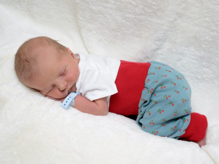 Willkommen Jannes Ramolla. Foto: babysmile24.de