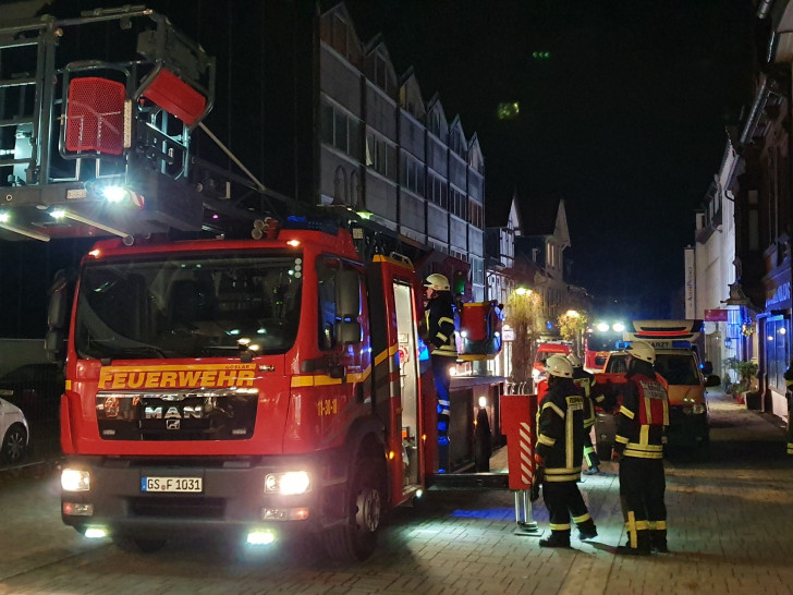 Die Drehleiter wurde in der Petersilienstraße gebraucht. Foto: Feuerwehr Goslar