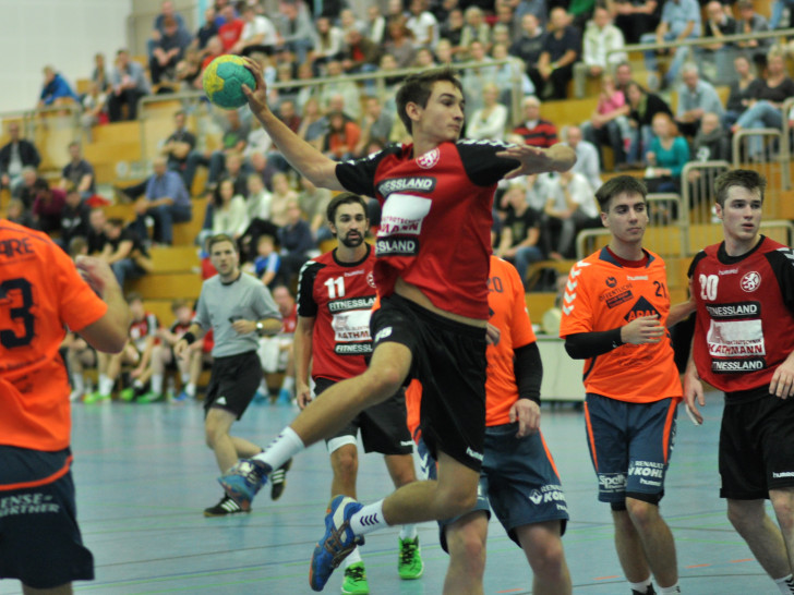 Der MTV Braunschweig hat am Sonntagabend die Handballfreunde aus Helmstedt/Büddenstedt mit 35:17 (19:7) besiegt. Foto: Tobias Teich
