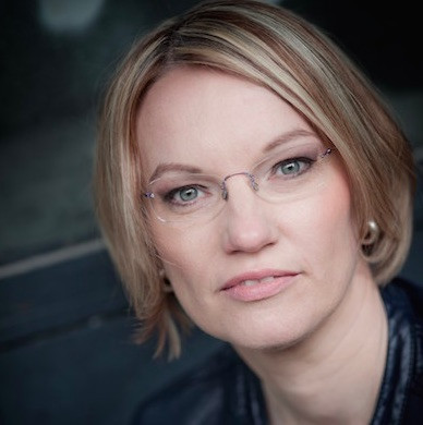 Kathrin Lange liest aus ihrem Thriller "Gotteslügen". Foto: Privat