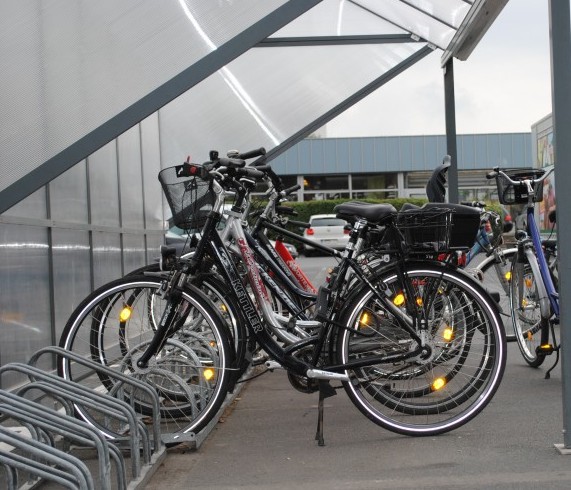 Auch zehn Minuten können für einen Fahrraddiebstahl reichen, wenn das Rad nicht angeschlossen ist. Symbolbild: Anke Donner
