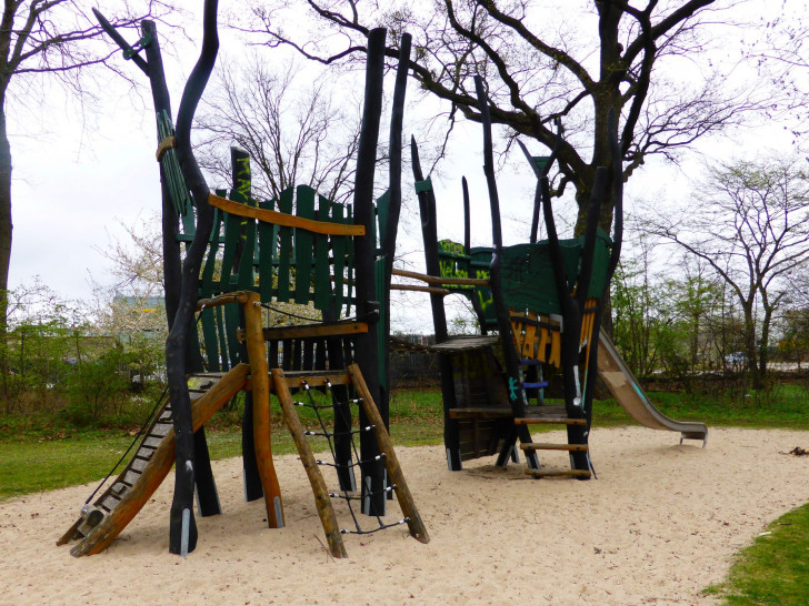 Neue Spielkombi für den Spielplatz Carl-Grete-Straße. Foto: Stadt Wolfsburg