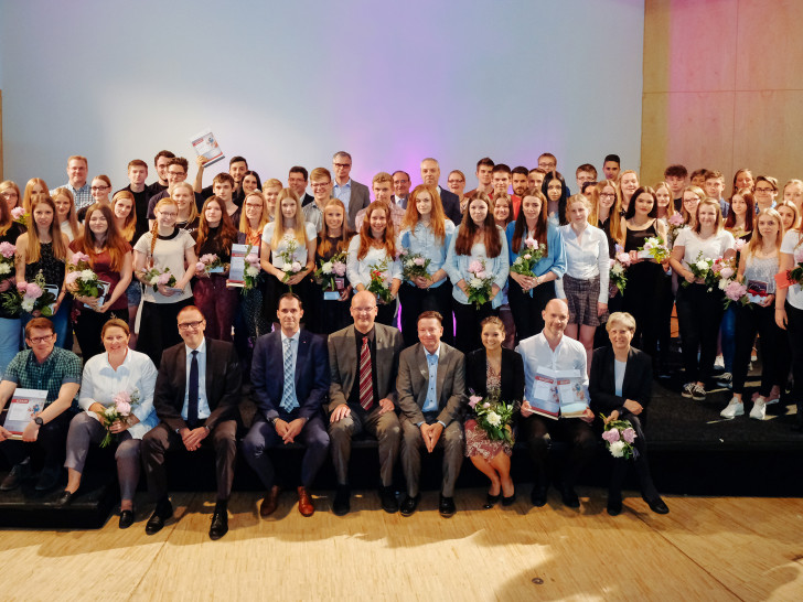 Die Preisträger der "promotion school". Foto: Allianz für die Region GmbH/Janina Snatzke.