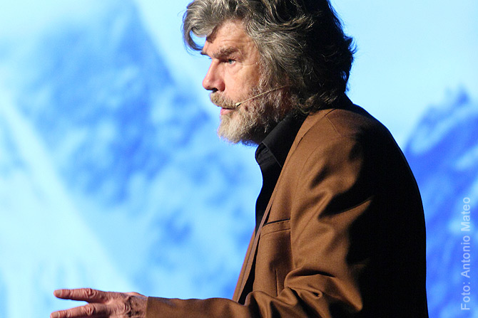 Reinhold Messner bei seinem Auftritt in Seesen, Foto: Antonio Mateo