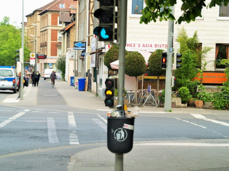 Ein kritischer Punkt liegt laut der Polizei an der Kastanienallee: Während die Fußgängerampel rot zeigt, kann bei der Radampel noch gefahren werden. Foto: Jens Weidemann