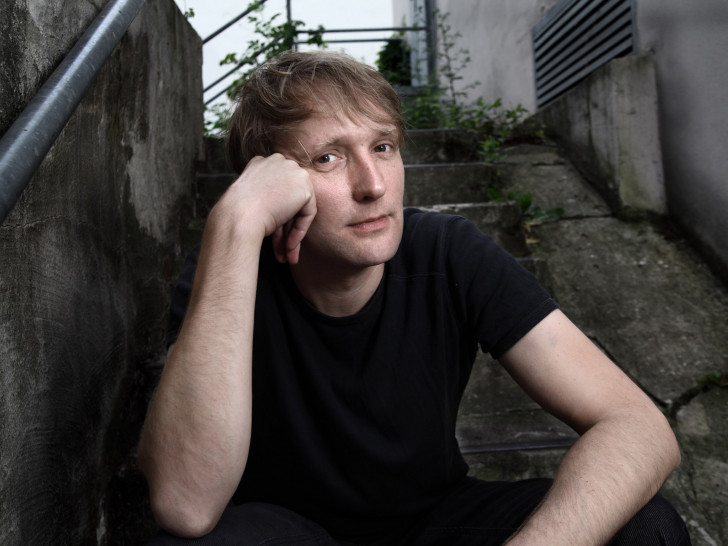 "Angst" - Zusatzveranstaltung im Lessingtheater mit Matthias Brandt und Jens Thomas. Hier Jens Thomas. Foto: Steven Haberland