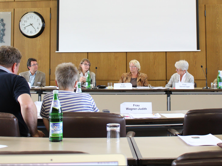 Das neue Rahmenkonzept zur Flüchtlingshilfe wurde im Ausschuss für Arbeit, Soziales und Gesundheit diskutiert. Foto: Max Förster