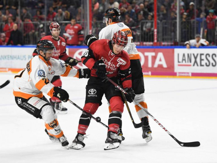 Am Sonntag erwartet die Zuschauer in der Eis Arena ein heißes Duell. Foto: imago/mika/Archiv