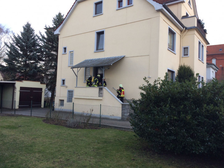 In einer Wohnung in der Leibnitzstraße musste die Feuerwehr anrücken. Foto: Werner Heise
