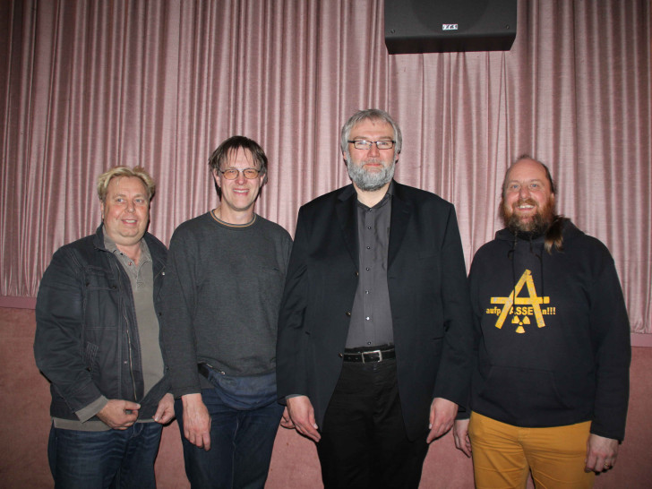 Das Foto zeigt Uwe Geisler, Lutz Seifert, Frank Günther und Heiko Hilmer bei der Filmpremiere in Wolfenbüttel. Foto: Regionale Energie- und KlimaschutzAgentur