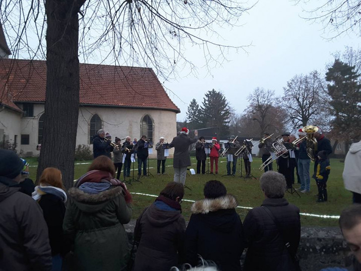 Auftritt des Posaunenchors beim letztjährigen Weihnachtsmarkt.
Foto: Kulturverein Lehre