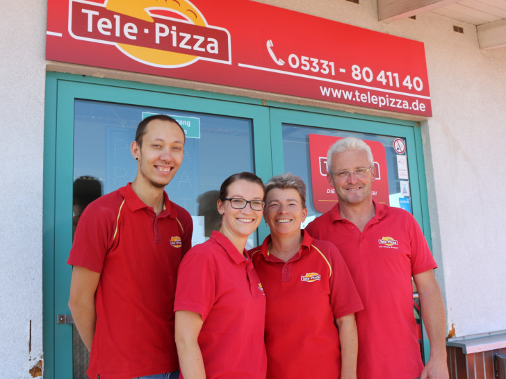 Das Team von Tele Pizza: Benjamin Bergs, Claudia, Petra und Steffen Hauke. Foto: Anke Donner 