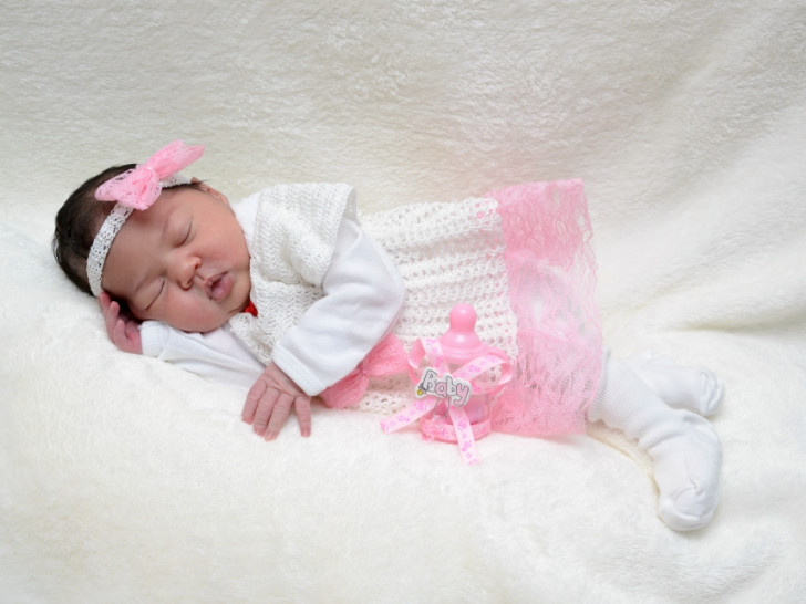 Willkommen Alicia Maria Forciniti Barbosa. Foto: babysmile24.de