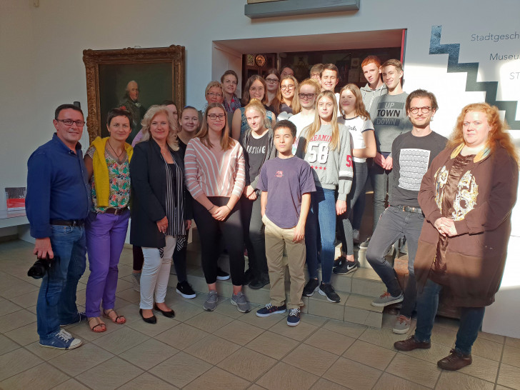Die französische Schülergruppe besucht die Kreisverwaltung. Foto: Landkreis Peine 