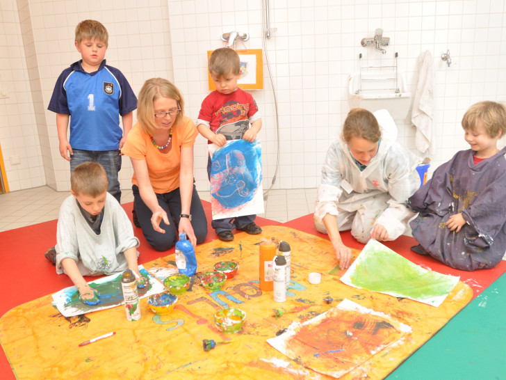 Im Matschraum des Kindergartens Siebenstein können sich die Kinder
während des Festes ordentlich austoben. Foto: Lebenshilfe