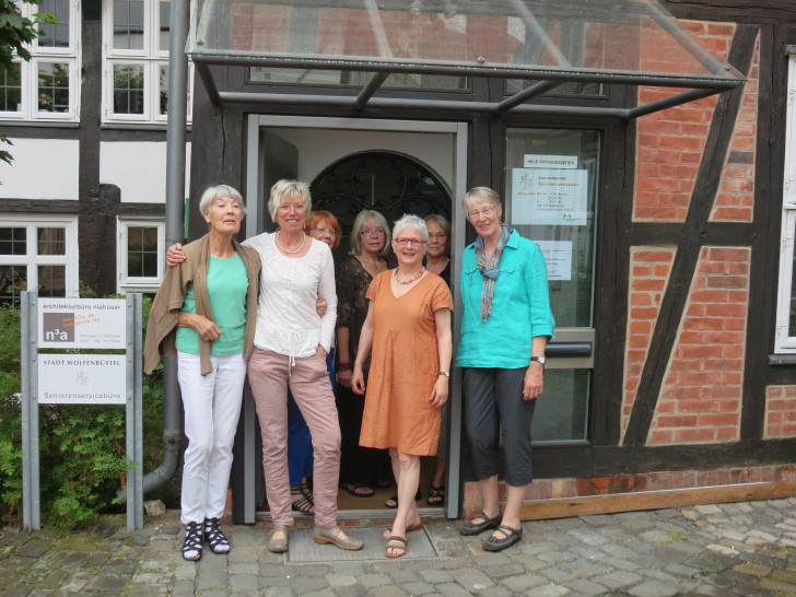 Neuer Vorstand des Vereins "Jahreszeiten e.V." (Heide Wilkens, Gisela Schlee, Dora Wegner, Elisabeth Woltmann (Marita Bartusch fehlt)  Foto: privat