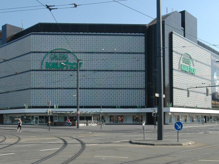 Galeria Kaufhof wird verkauft. Der kanadischen Handelskonzern Hudson's Bay hat das Rennen gewonnen. Foto:  Ulrich Knufinke