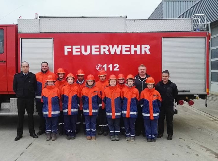 Zehn Jugendliche der Jugendfeuerwehr Linden wurden ausgezeichnet. Foto: Privat