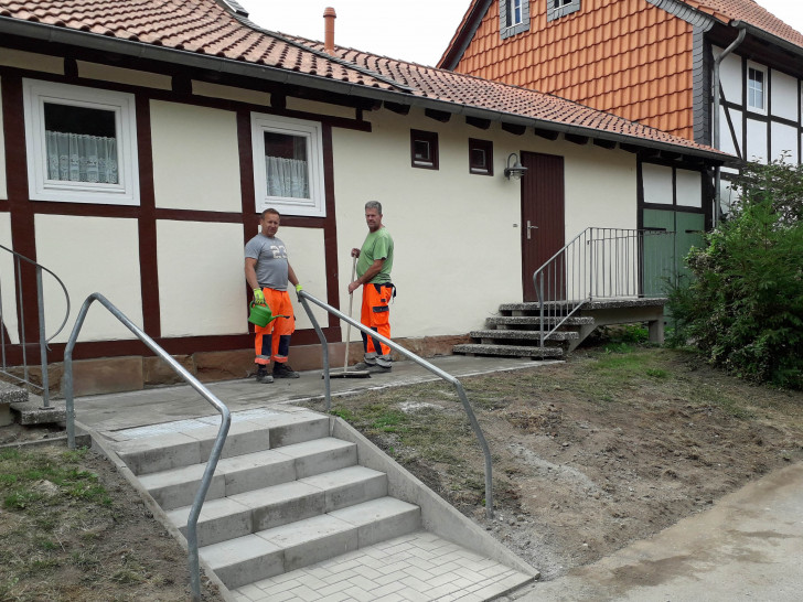 Die Treppe wurde in dieser Woche erneuert. Foto: Jürgen Lingelbach