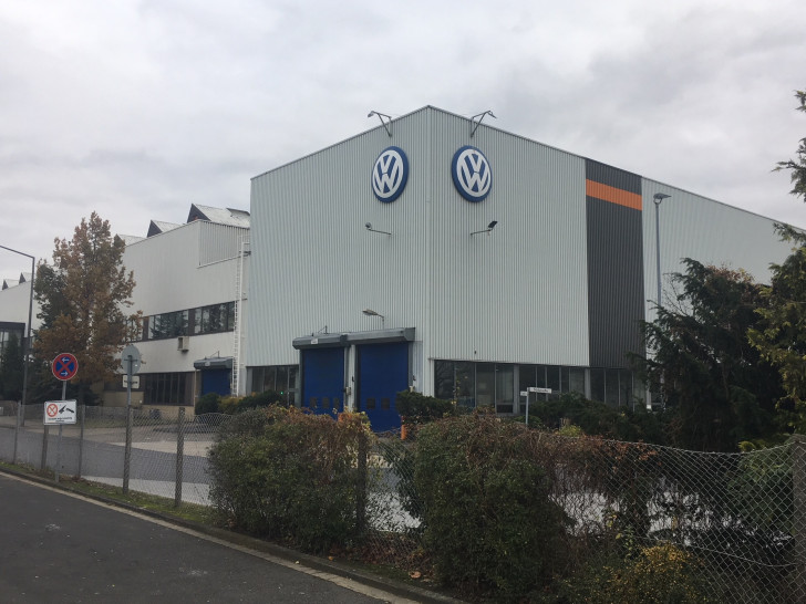 Der Volkswagen-Standort an der Hamburger Straße. Foto: Alexander Dontscheff