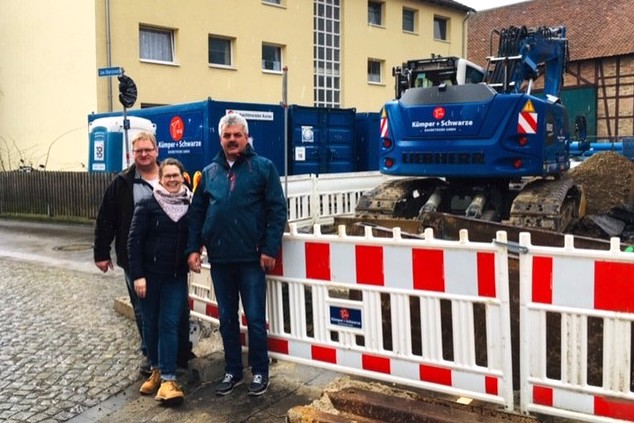 Die SPD-Mitglieder des Ortsrates freuen sich, dass die Bauarbeiten nun endlich begonnen haben. Foto: SPD
