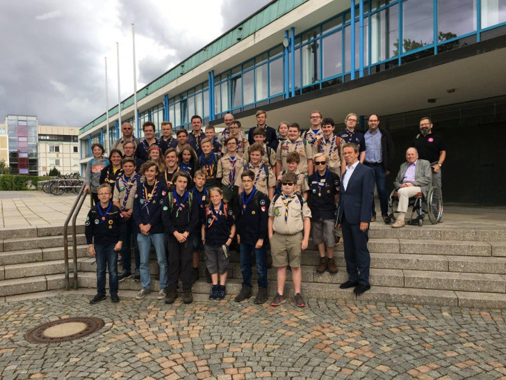 Die "Boy Scouts of America” wurden von Oberbürgermeister Klaus Mohrs im Rathaus empfangen. Foto: Stadt Wolfsburg
