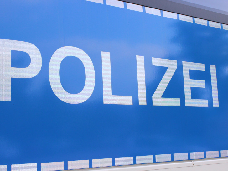 Polizei berichtet über Verkehrsunfall. Symbolfoto:  Anke Donner