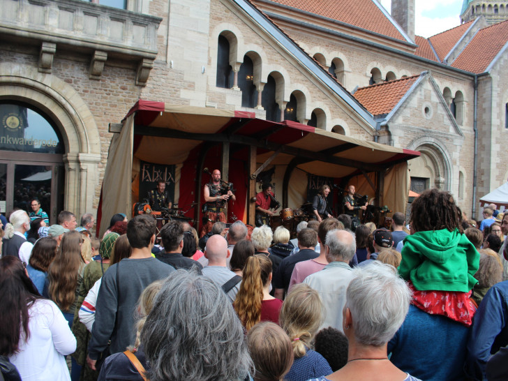 Am vergangenen Wochenende besuchten etwa 18.500 Menschen das mittelalterliche Treiben in Braunschweig. Foto: Alexander Dontscheff