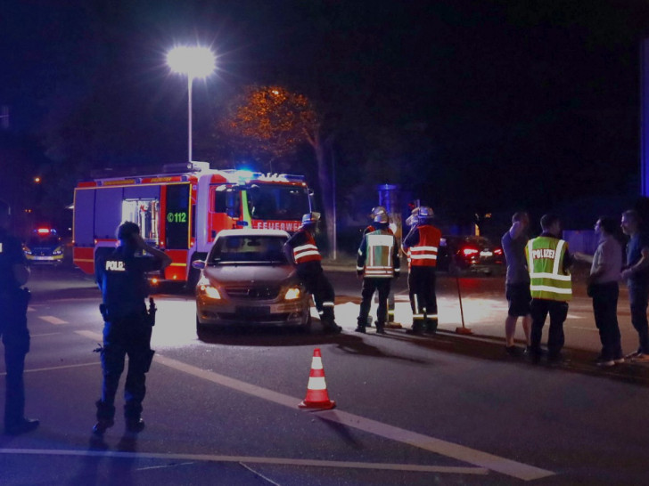 Letzte Nacht verursachte ein 21-Jähriger einen Verkehrsunfall, flüchtete und verursachte einen weiteren Verkehrsunfall. Foto: Rudolf Karliczek