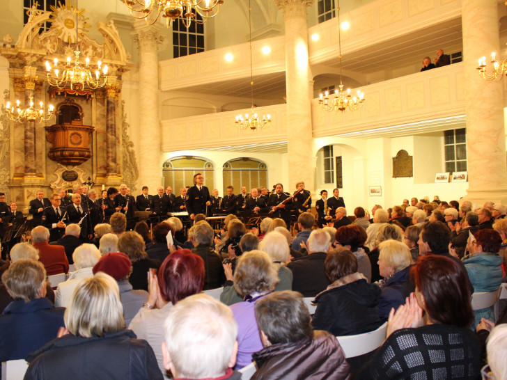 Das Polizeiorchester Niedersachsen spielte am Donnerstag in der Trinitatiskirche. Fotos: Anke Donner