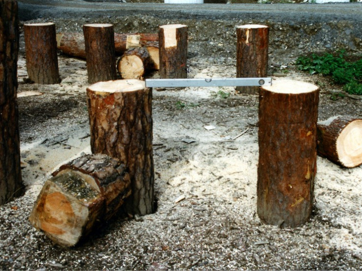 Viele Bilder zeigen den Bau der ehemaligen B 4. Foto: Hans-Gert Hotop
