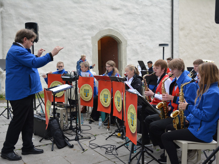 Der Musikverein Edemissen sorgte für flotte Rhythmen. Foto: Privat
