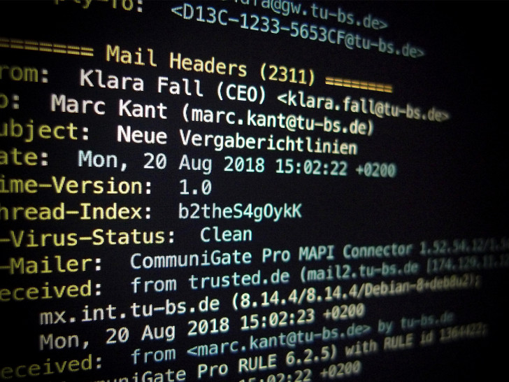 Abbildung eines E-Mail-Headers mit Strukturdaten. Foto: Institut für Systemsicherheit/TU Braunschweig