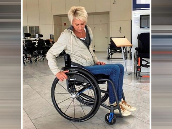 Bianca Goldmann sitzt seit 14 Jahren im Rollstuhl. Der LAV07 möchte die lebensfrohe Bad Harzburgerin unterstützen, eine kostspielige Therapie zu ermöglichen. Foto: privat/LAV07