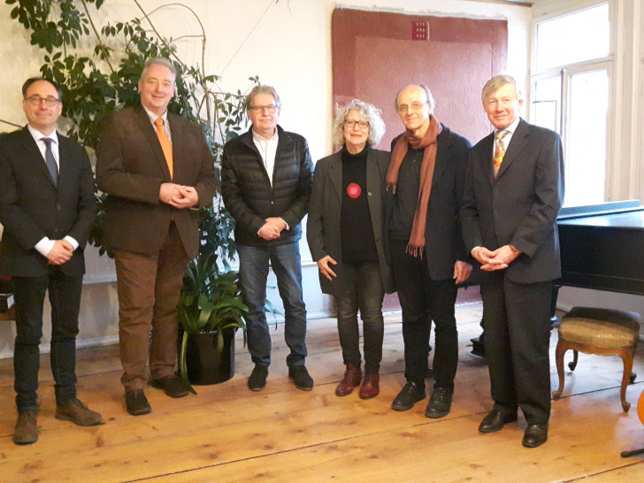Tobias Henkel, Frank Oesterhelweg, Architekt Uwe Kleineberg, Susanne Bansen, Dr. Ulrich Thiele und Prof. Dr. Christoph Helm. Foto: privat