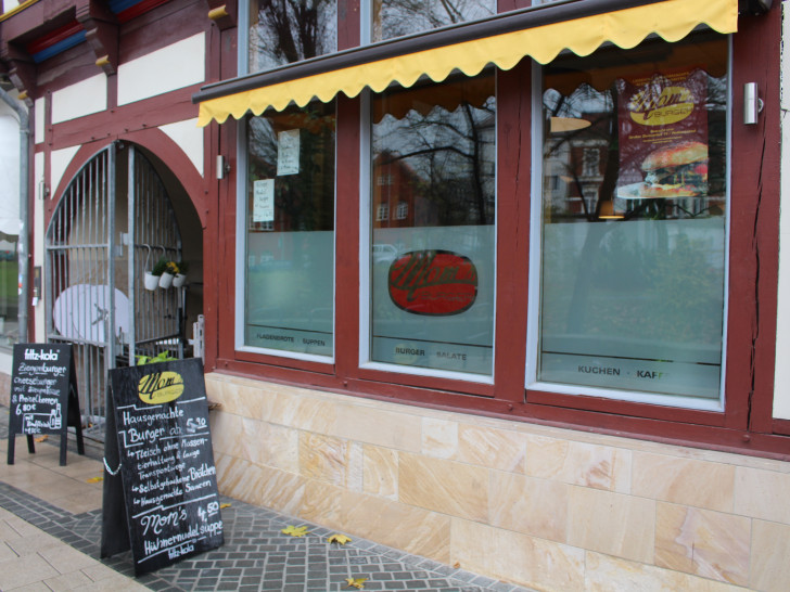 Mom's Burger am Großen Zimmerhof, Anlaufstelle für leckere Burger, wird bis spätestens Ende Juni geschlossen. Foto: Archiv