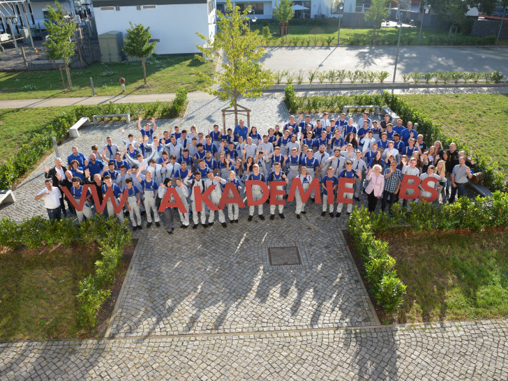 112 junge Menschen starteten in Ihre Ausbildung in Braunschweig. Foto: VW Braunschweig