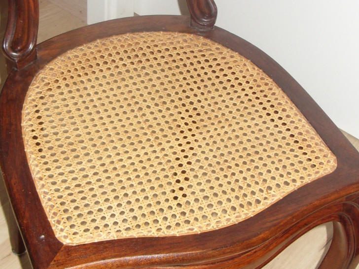 Stuhl mit Wiener Geflecht. Foto: privat