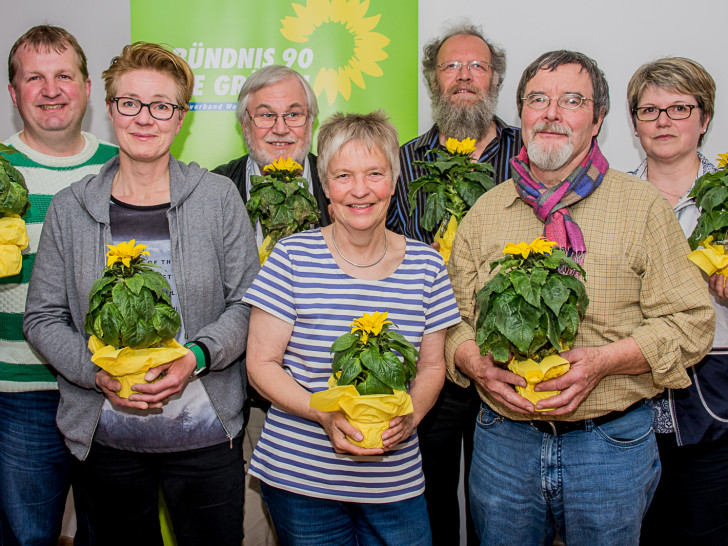 Der wiedergewählte Kreisvorstand (von links): Andre Hinrichs, Ulrike Krause, Schatzmeister Michael Ratzkowsky, Christiane Wagner-Judith, Ehrhard Dette, Klaus Thiele und Elisabeth Gerndt.
Foto: Privat