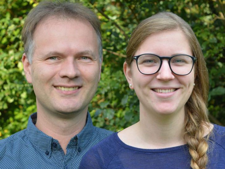Carlotta Seidlitz und Ulrich Schön verstärken das Team für die Arbeit mit Kindern und Jugendlichen. Fotos: Kirchenkreis Peine