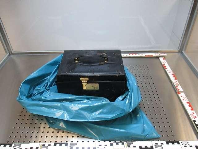 Wem könnte dieser Koffer gehören? Foto: Polizei Gifhorn