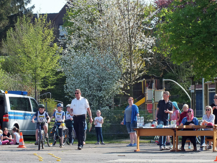 An der Grundschule Emmerstedt fand die Radfahrausbildung statt. Foto: Klaffehn