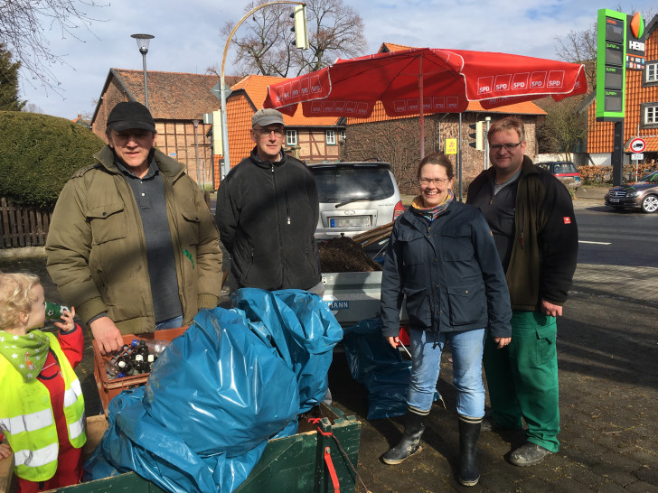 Wie in den vergangenen Jahren beteiligt sich die SPD Halchter am Stadtputz. Foto: SPD