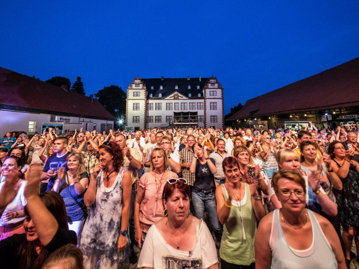 Der Kultursommer vor dem Schloss Salder ist stets ein Highlight. Fotos: Stadt Salzgitter/Andre Kugellis